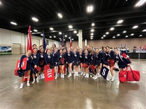 Ryan HS cheerleaders